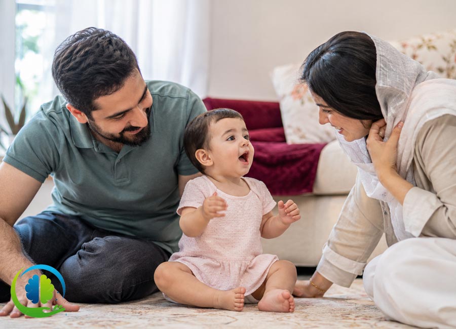 نشانه های اوتیسم همراه با دیر حرف زدن کودک